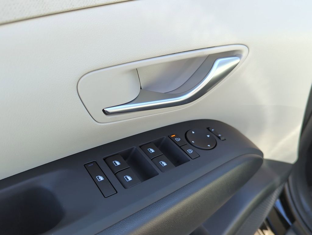 Thumbnail: 2026 Hyundai Tucson - 23