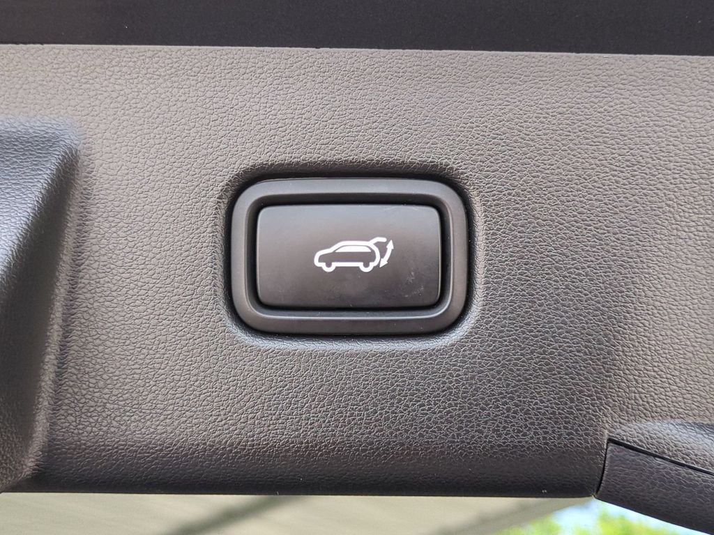 Thumbnail: 2022 Hyundai Tucson - 23