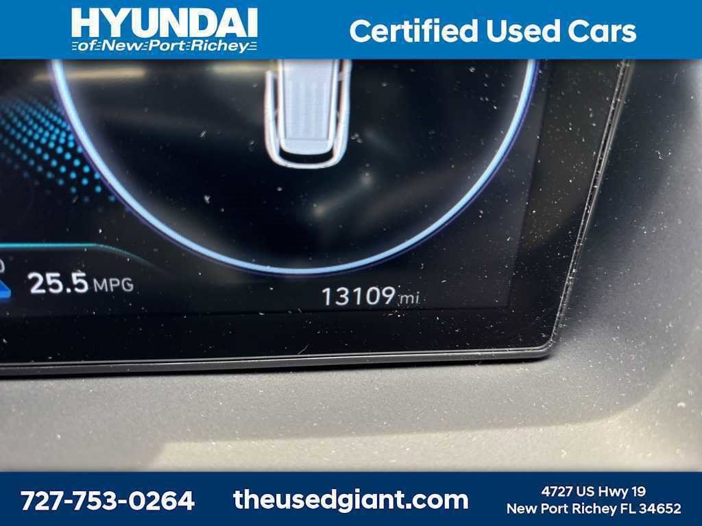 Thumbnail: 2022 Hyundai Tucson - 12