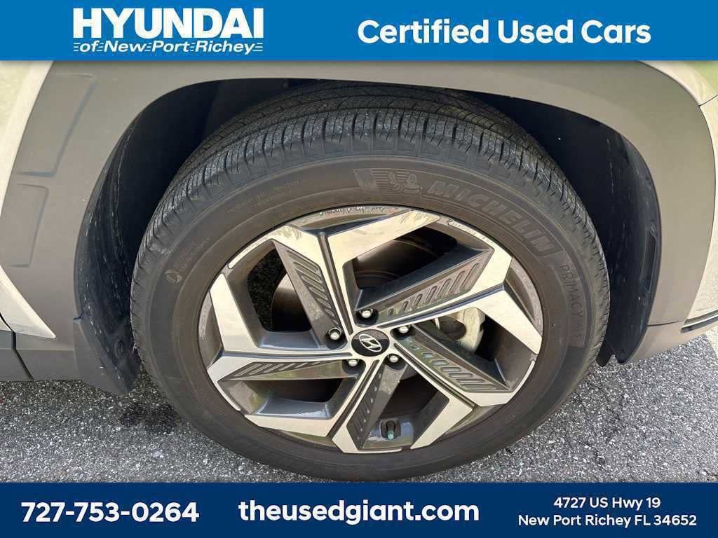 Thumbnail: 2022 Hyundai Tucson - 4