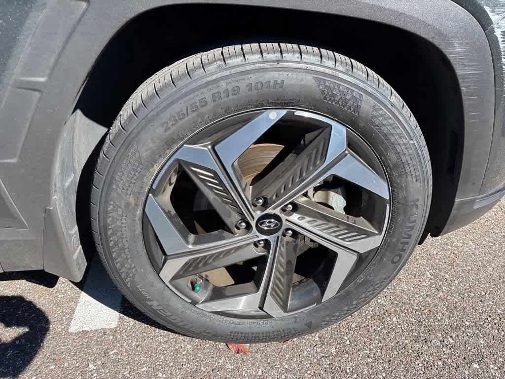 Thumbnail: 2022 Hyundai Tucson - 4