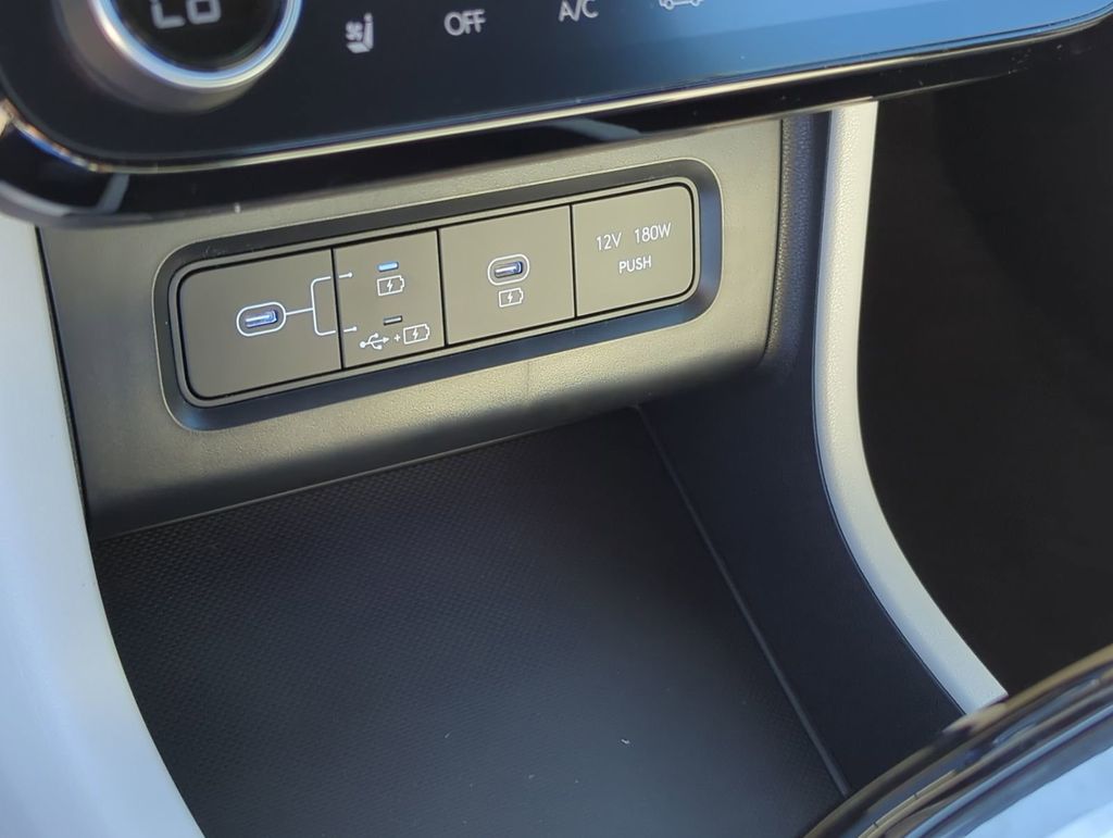 Thumbnail: 2026 Hyundai Tucson - 32