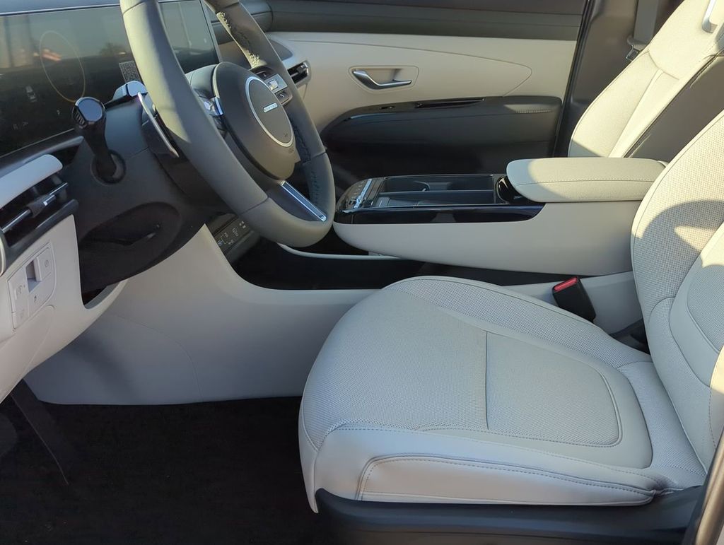 Thumbnail: 2026 Hyundai Tucson - 10