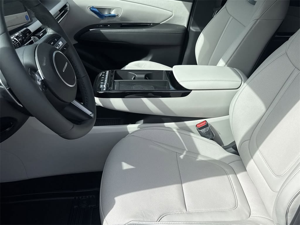 Thumbnail: 2025 Hyundai Tucson - 10