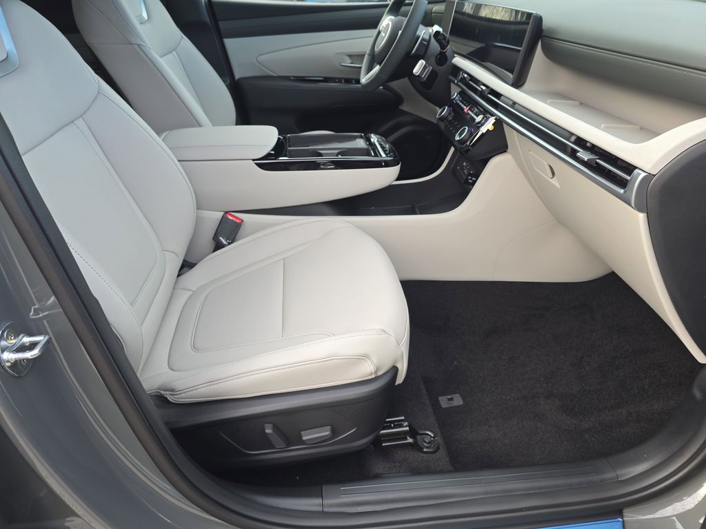 Thumbnail: 2026 Hyundai Tucson - 11