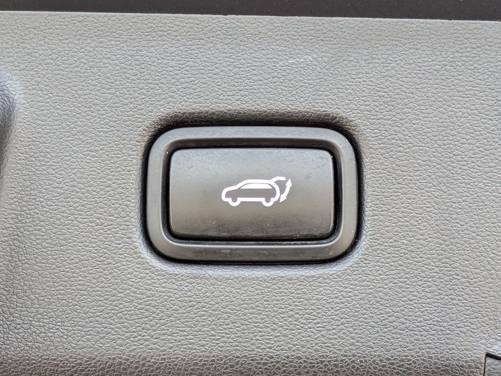 Thumbnail: 2022 Hyundai Tucson - 18