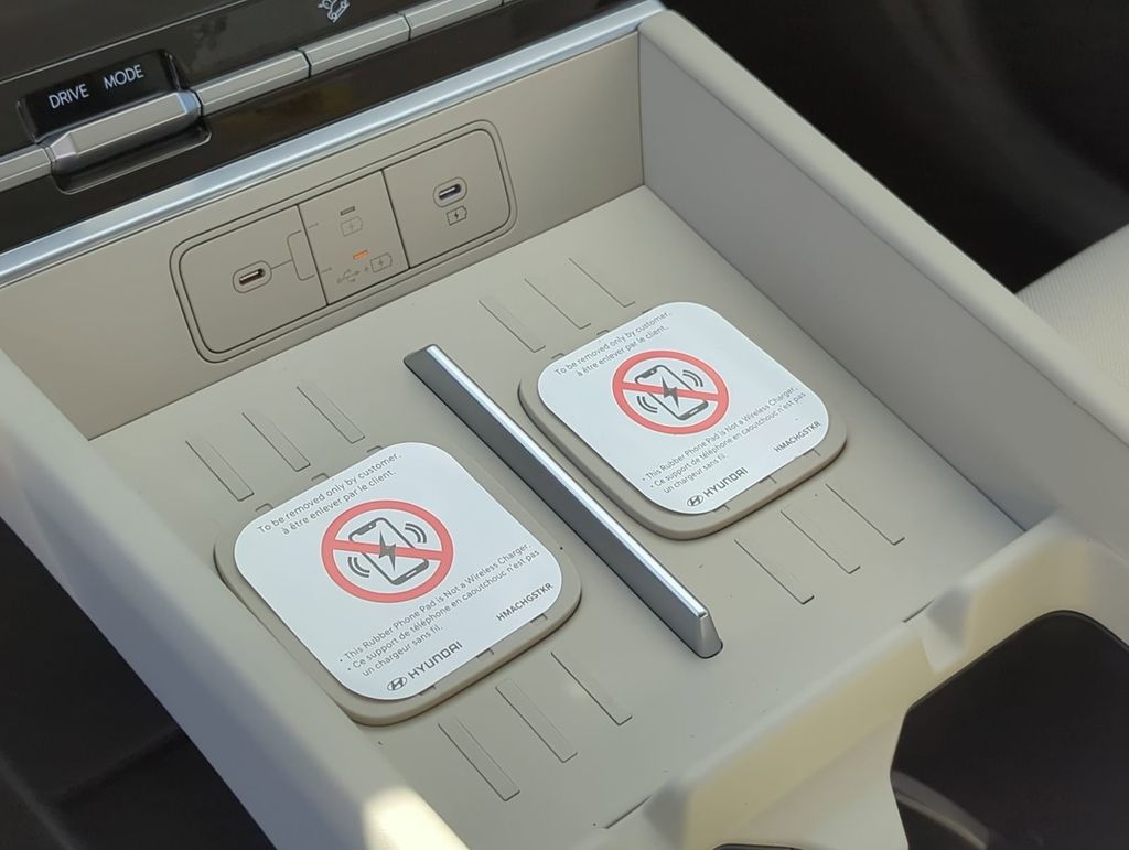 Thumbnail: 2026 Hyundai Santa Fe - 32