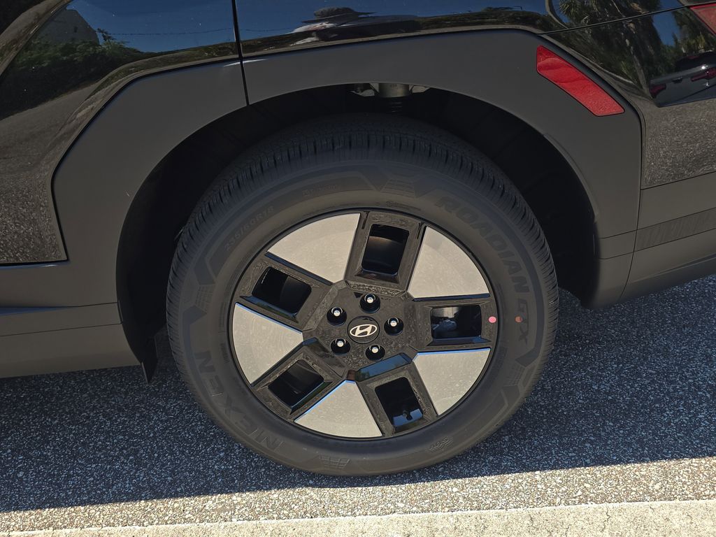 Thumbnail: 2026 Hyundai Santa Fe - 8