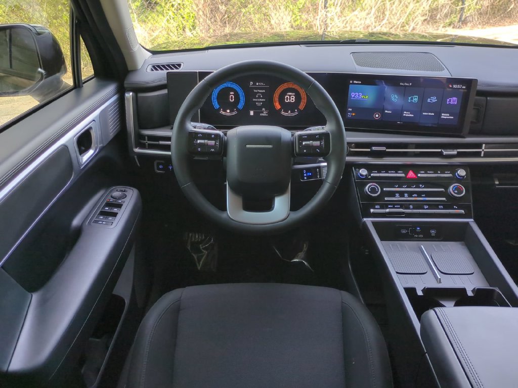Thumbnail: 2025 Hyundai Santa Fe - 10