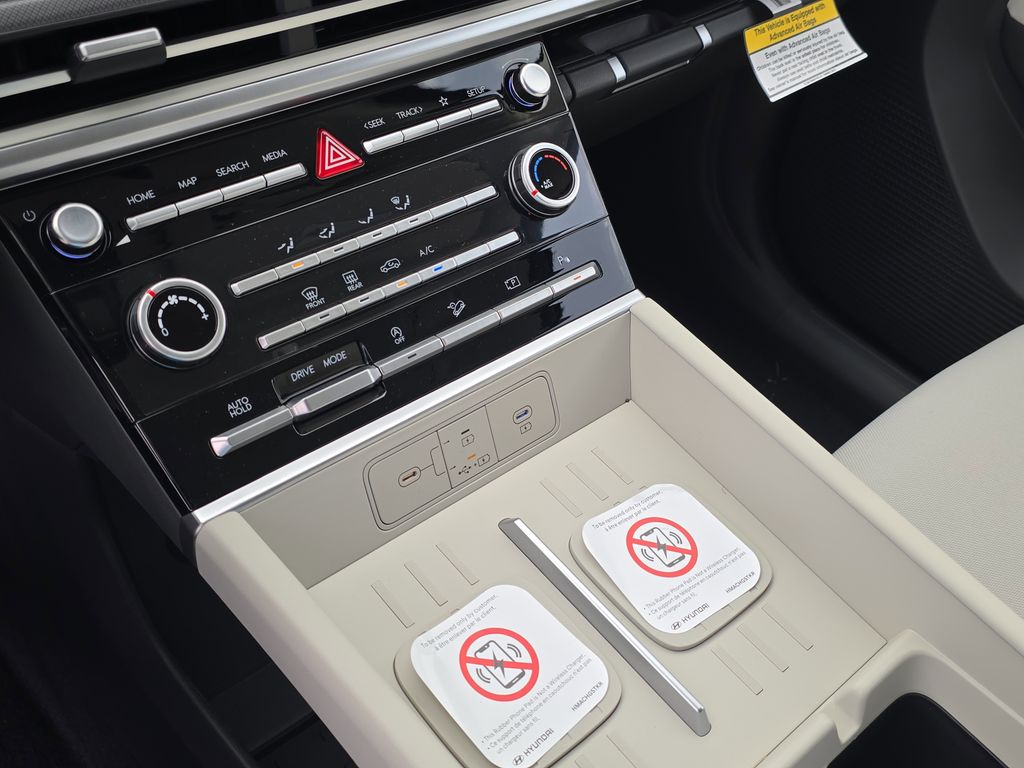 Thumbnail: 2026 Hyundai Santa Fe - 15