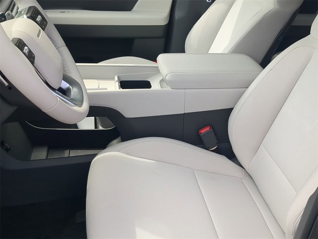 Thumbnail: 2026 Hyundai Santa Fe - 9