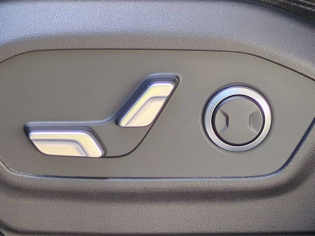 Thumbnail: 2024 Hyundai Santa Fe - 27