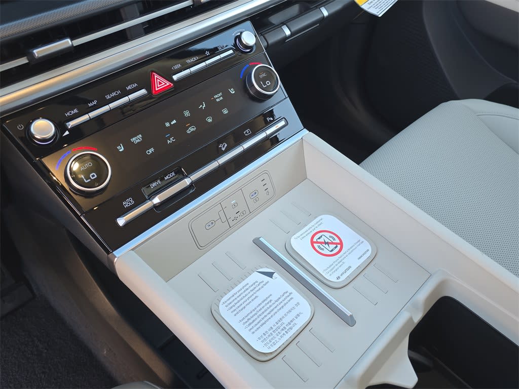 Thumbnail: 2026 Hyundai Santa Fe - 14