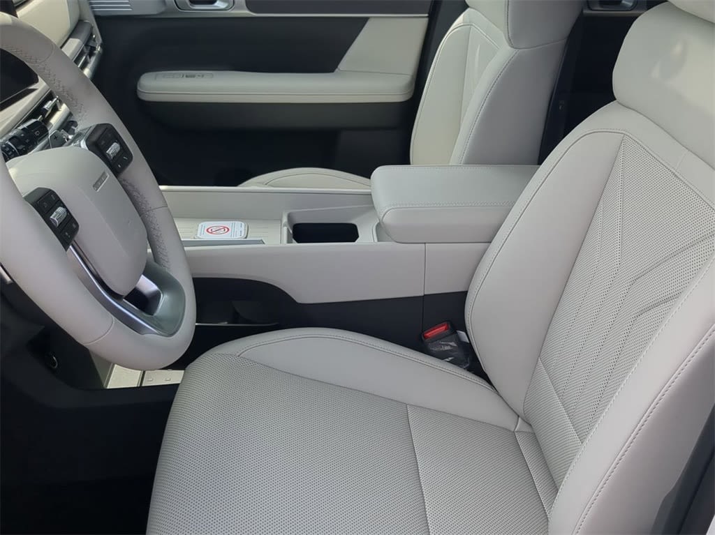 Thumbnail: 2026 Hyundai Santa Fe - 9