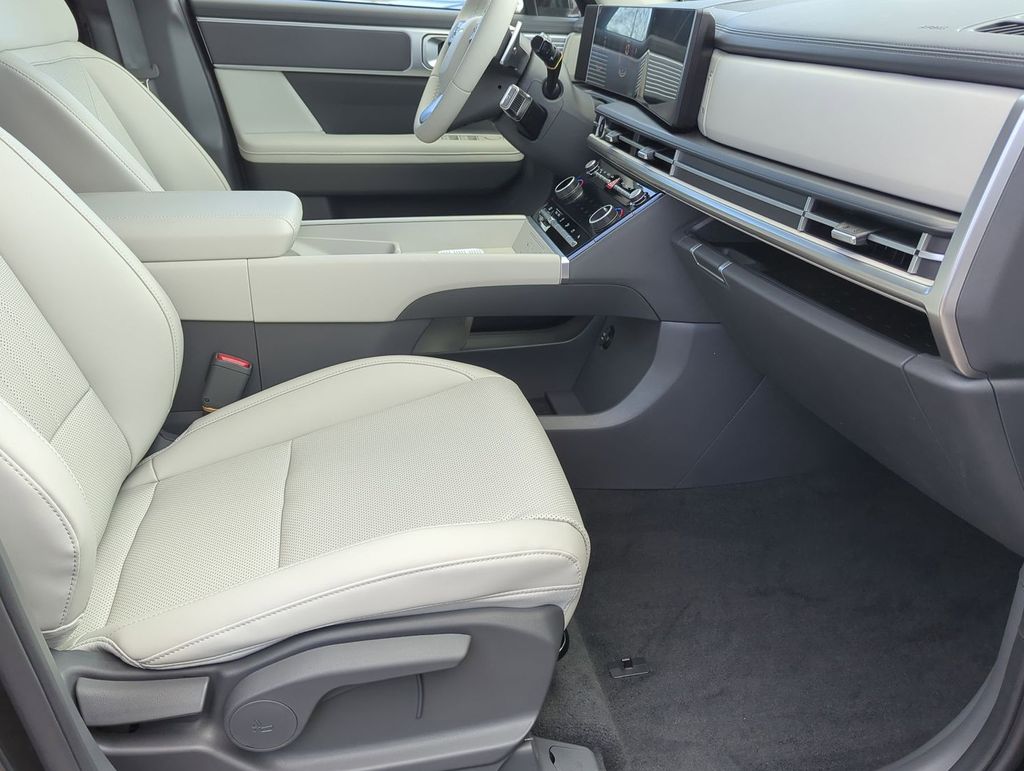 Thumbnail: 2026 Hyundai Santa Fe - 24
