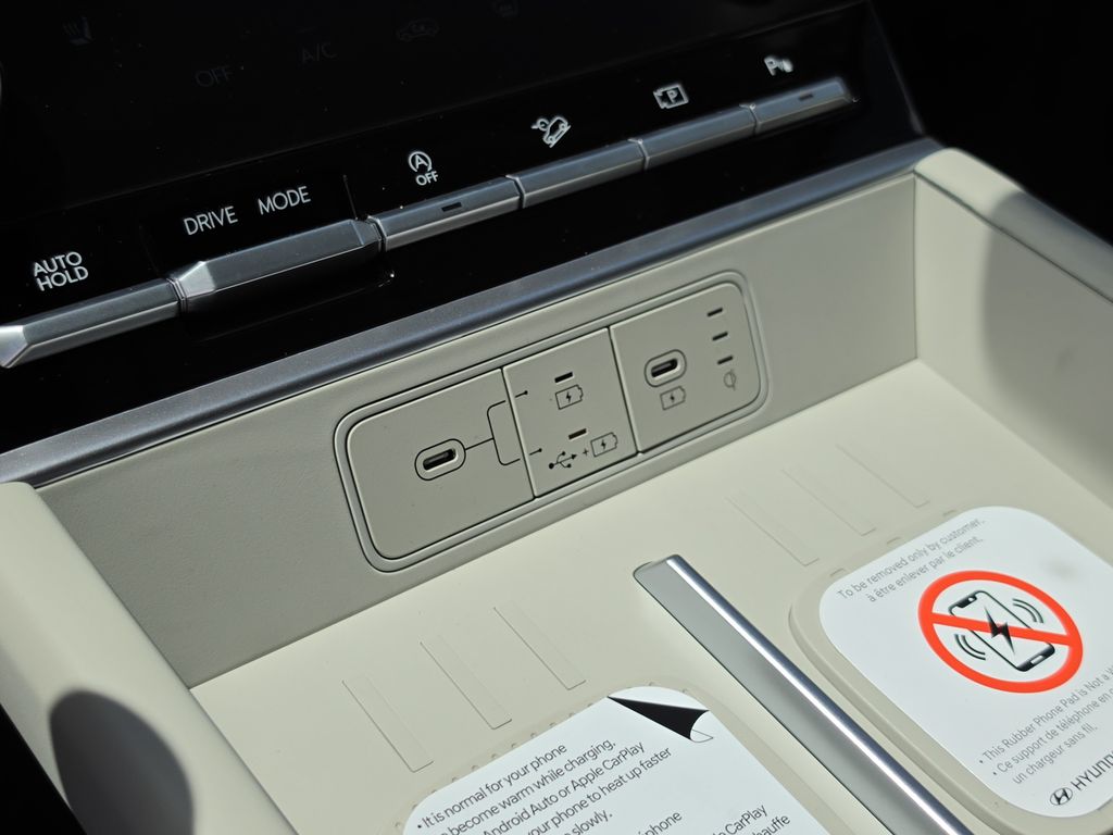 Thumbnail: 2027 Hyundai Santa Fe - 32