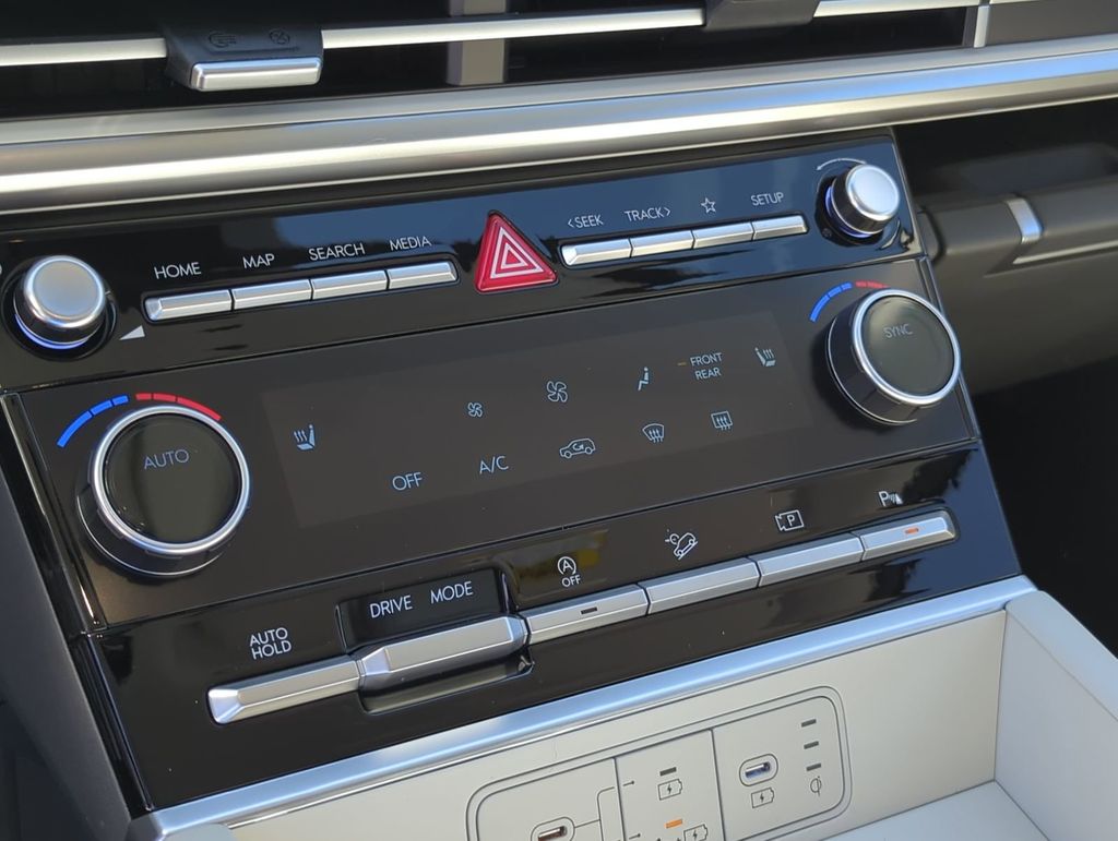 Thumbnail: 2026 Hyundai Santa Fe - 32