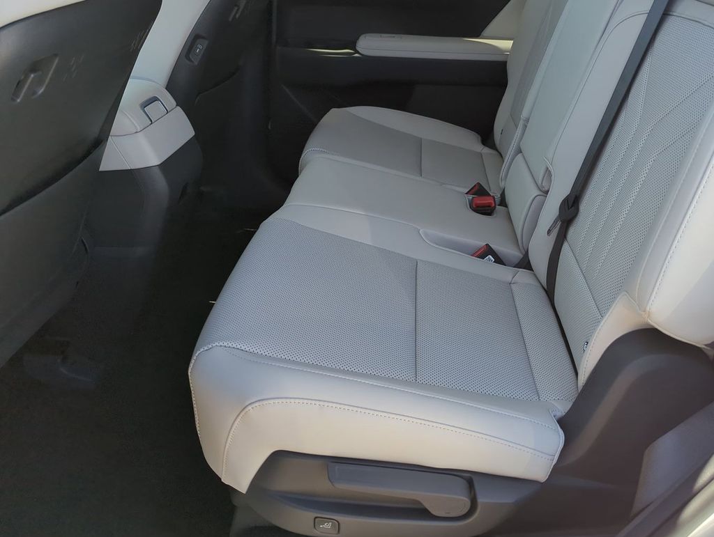 Thumbnail: 2026 Hyundai Santa Fe - 23