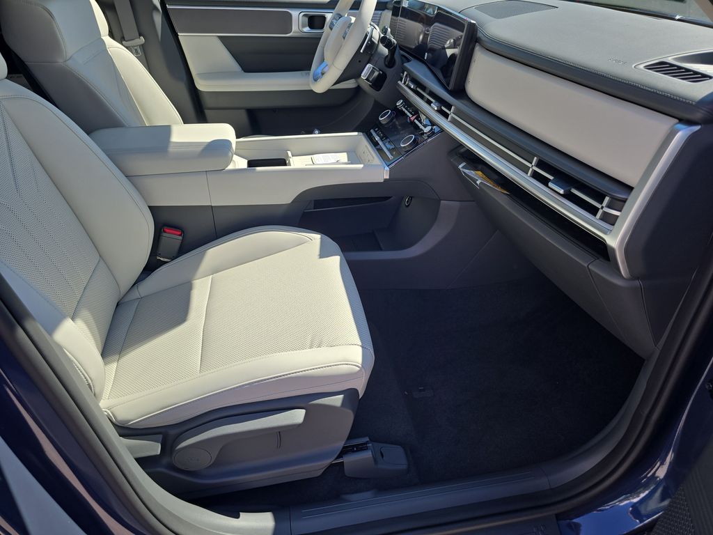 Thumbnail: 2027 Hyundai Santa Fe - 11