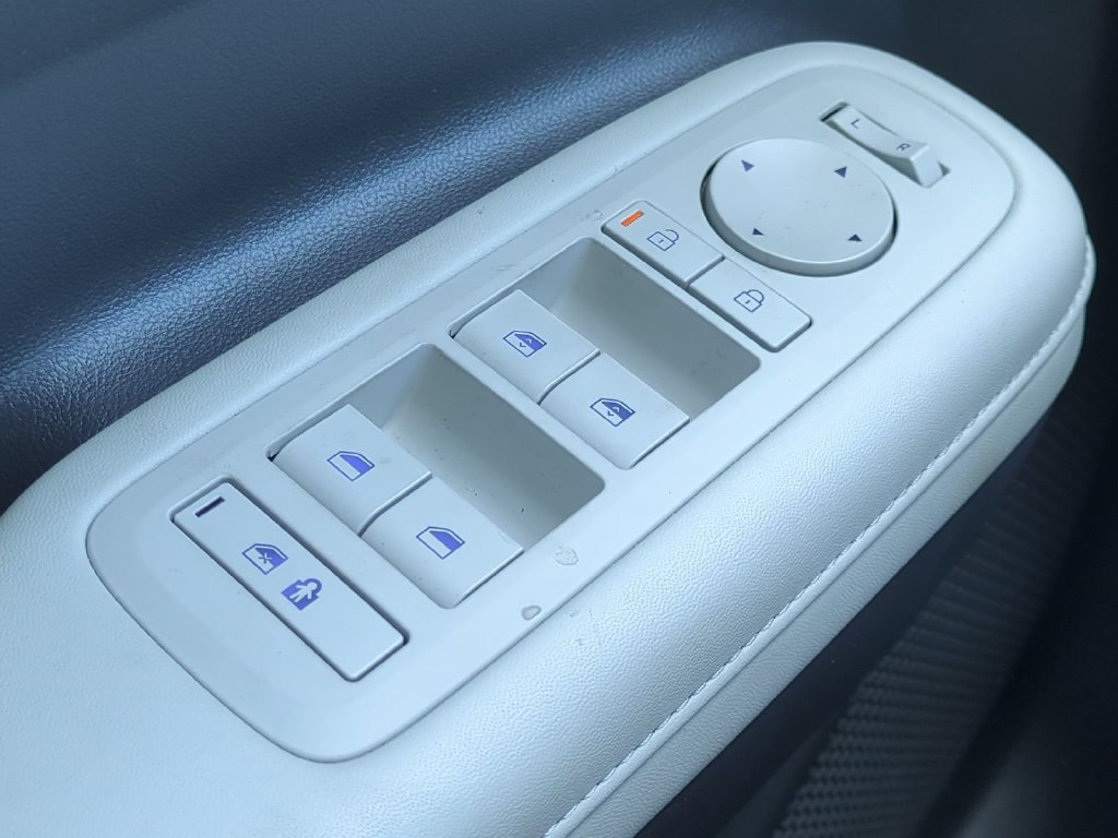 Thumbnail: 2024 Hyundai Santa Fe - 28