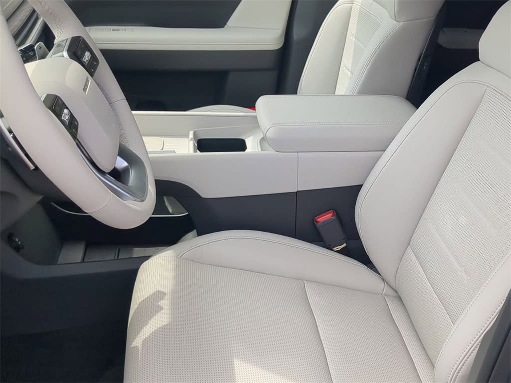 Thumbnail: 2026 Hyundai Santa Fe - 10