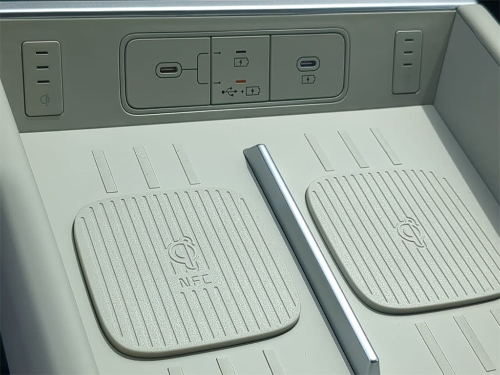 Thumbnail: 2026 Hyundai Santa Fe - 16