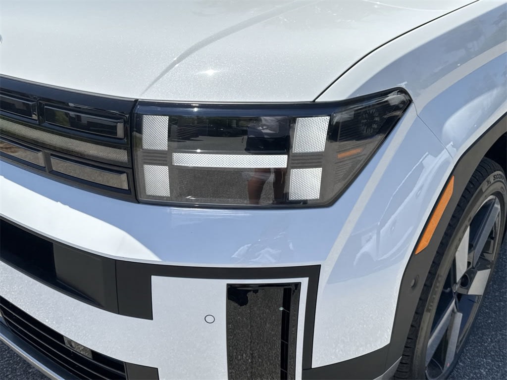 Thumbnail: 2025 Hyundai Santa Fe - 18