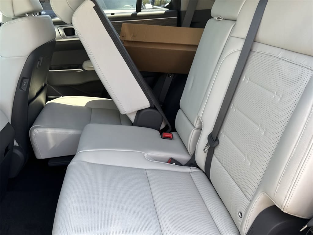 Thumbnail: 2025 Hyundai Santa Fe - 21