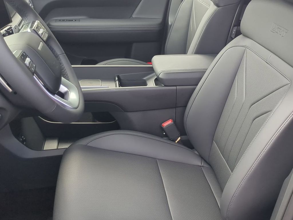 Thumbnail: 2026 Hyundai Santa Fe - 10