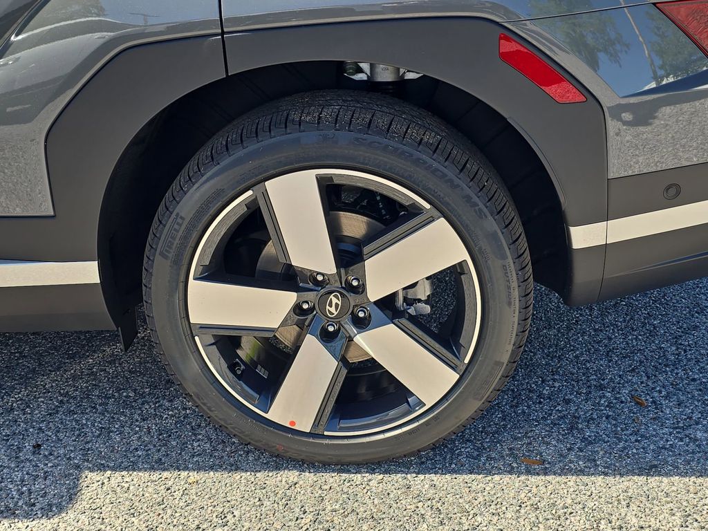 Thumbnail: 2026 Hyundai Santa Fe - 8