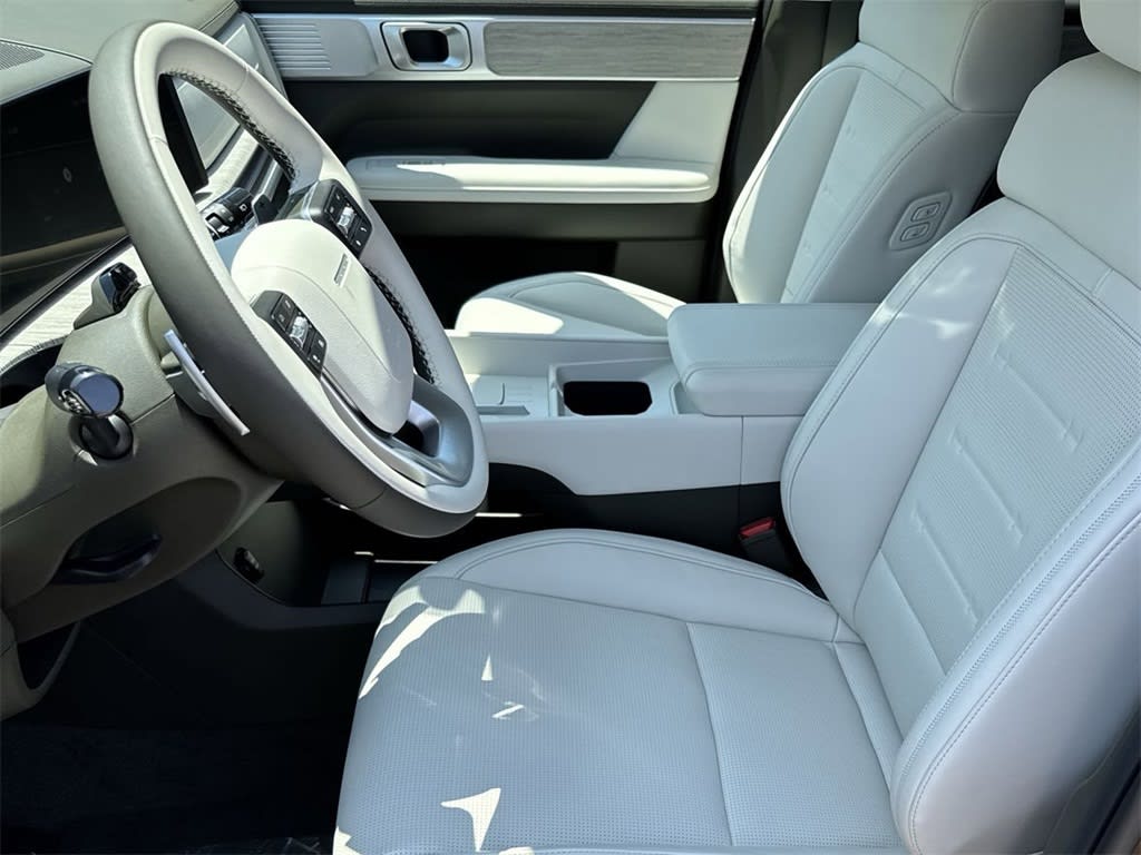 Thumbnail: 2025 Hyundai Santa Fe - 10