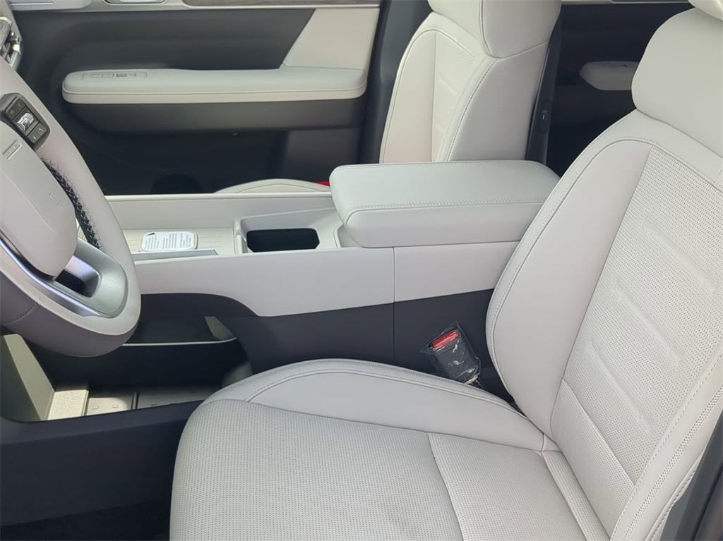 Thumbnail: 2026 Hyundai Santa Fe - 10