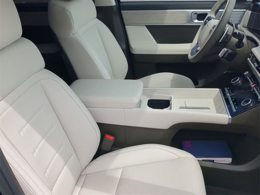 Thumbnail: 2025 Hyundai Santa Fe - 26