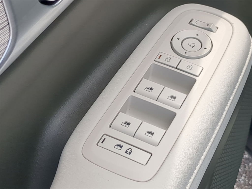 Thumbnail: 2025 Hyundai Santa Fe - 22