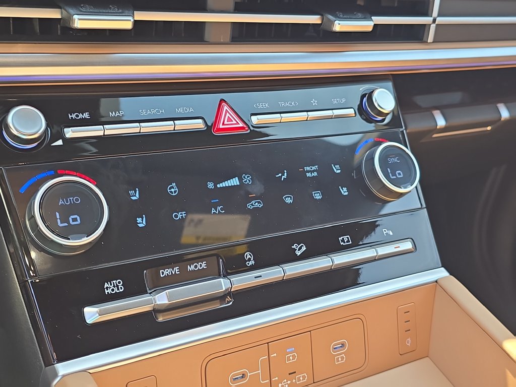 Thumbnail: 2027 Hyundai Santa Fe - 33