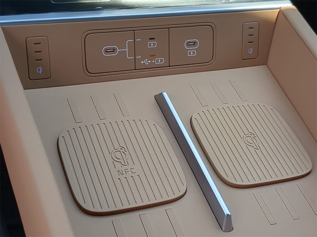 Thumbnail: 2026 Hyundai Santa Fe - 32