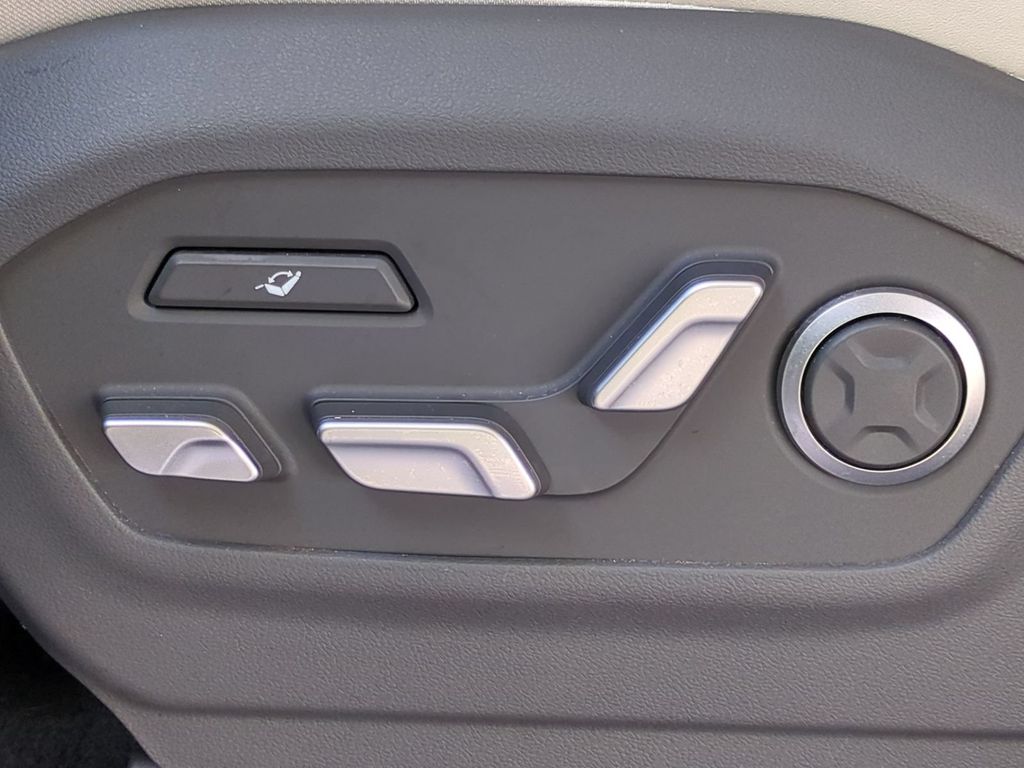 Thumbnail: 2024 Hyundai Santa Fe - 25