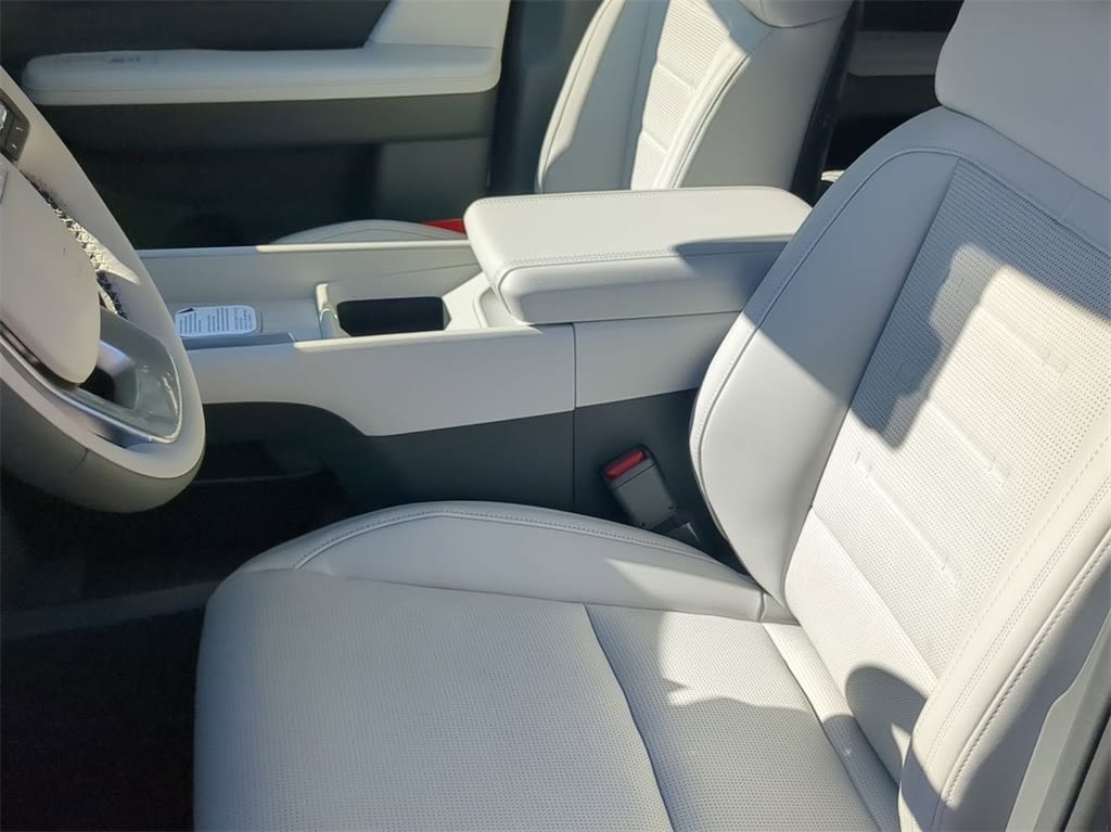 Thumbnail: 2026 Hyundai Santa Fe - 10