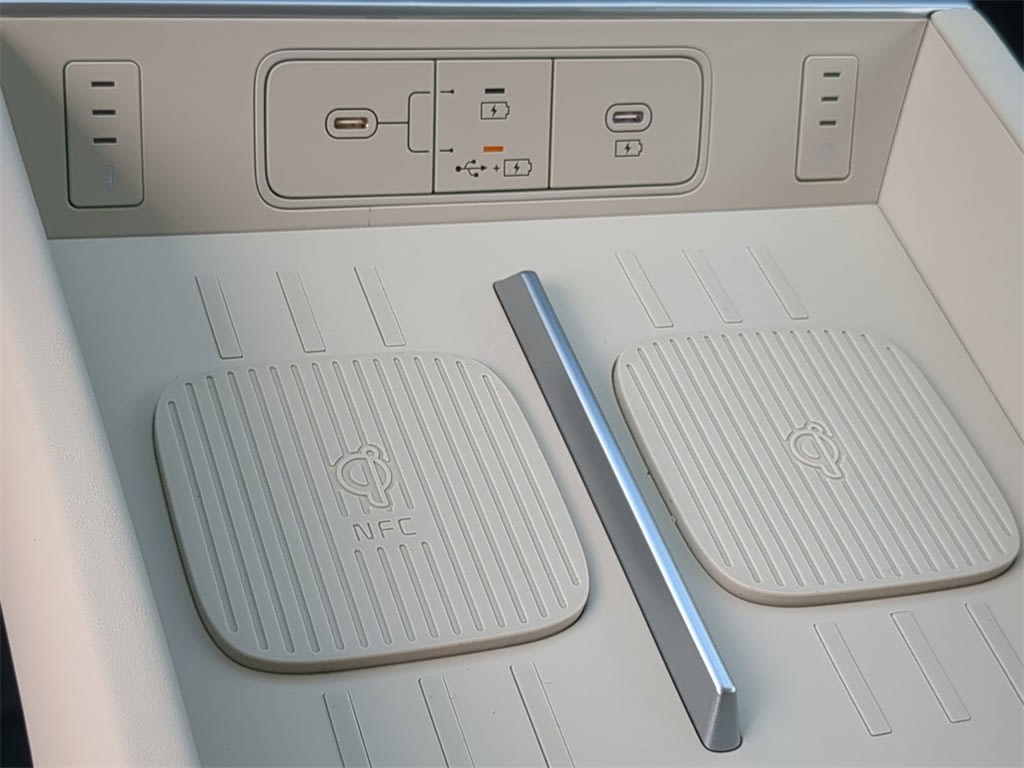 Thumbnail: 2026 Hyundai Santa Fe - 33