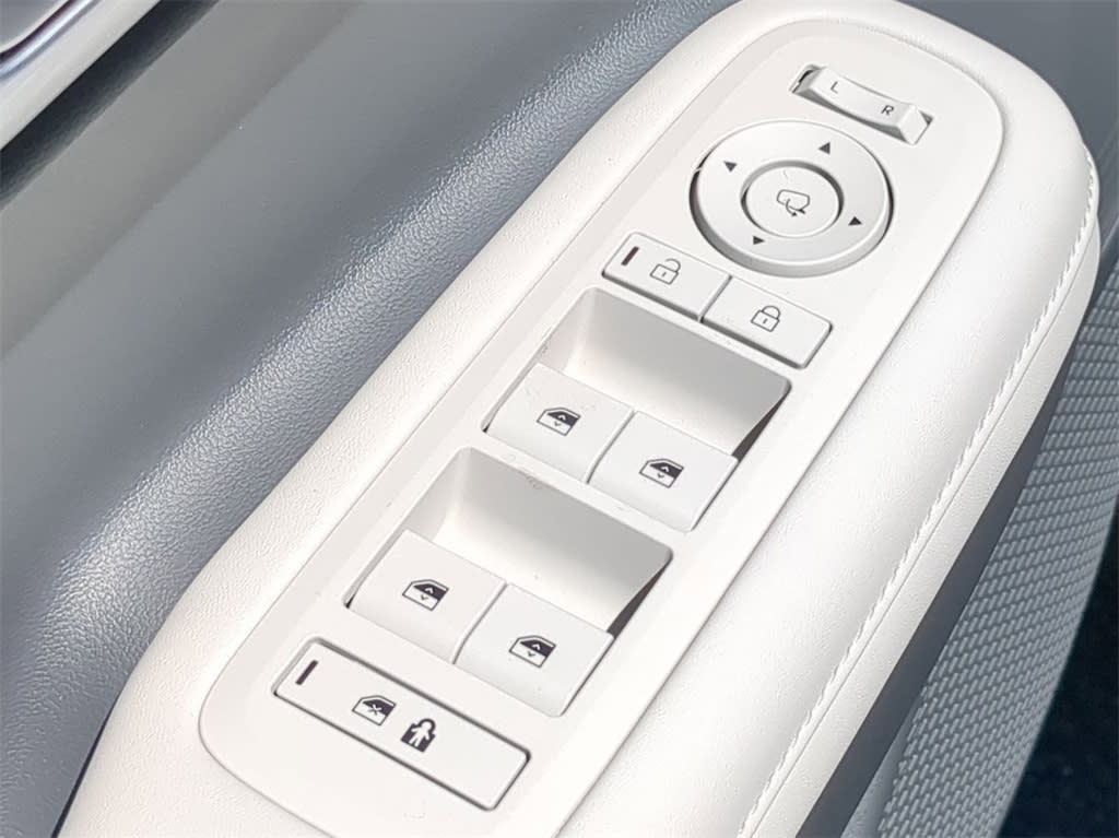 Thumbnail: 2026 Hyundai Santa Fe - 22