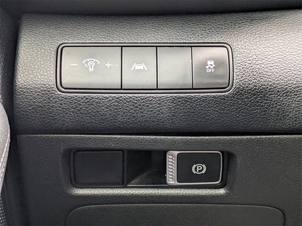 Thumbnail: 2021 Hyundai Santa Fe - 25