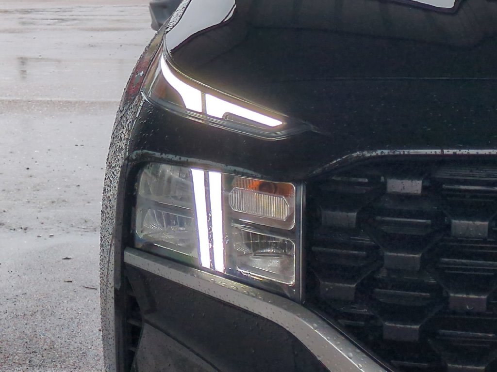 Thumbnail: 2023 Hyundai Santa Fe - 7
