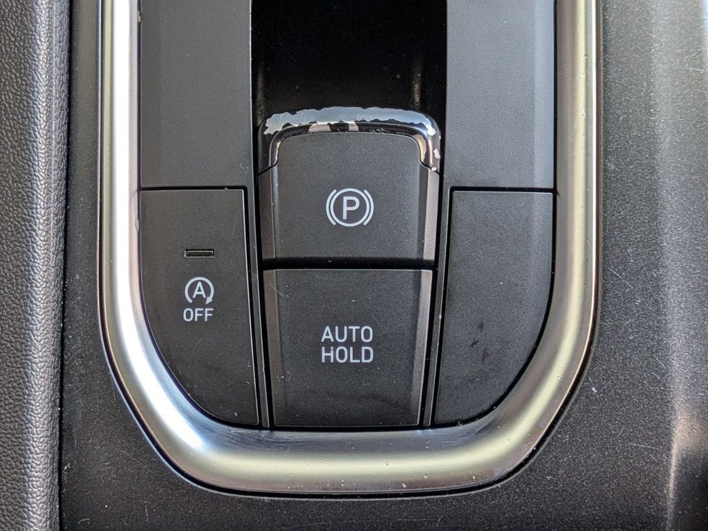 Thumbnail: 2020 Hyundai Santa Fe - 28