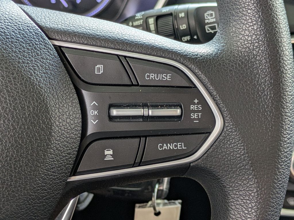 Thumbnail: 2020 Hyundai Santa Fe - 32