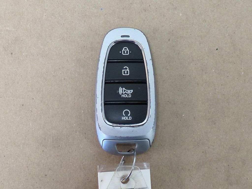 Thumbnail: 2021 Hyundai Santa Fe - 15