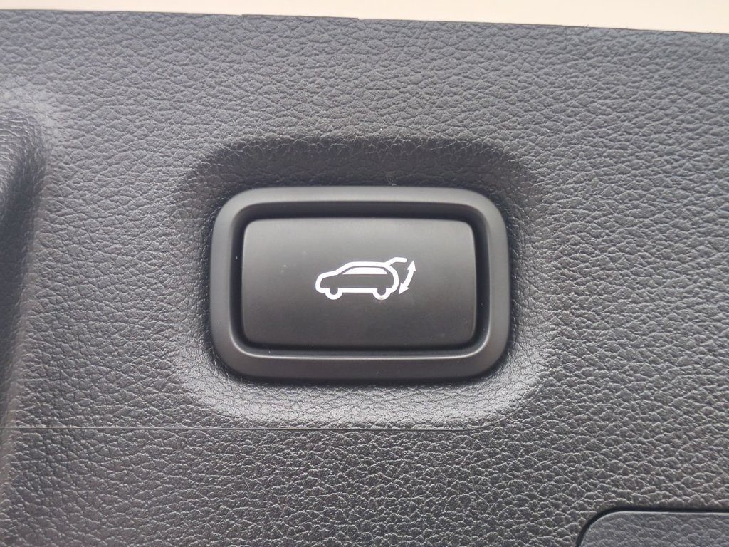 Thumbnail: 2023 Hyundai Santa Fe - 22