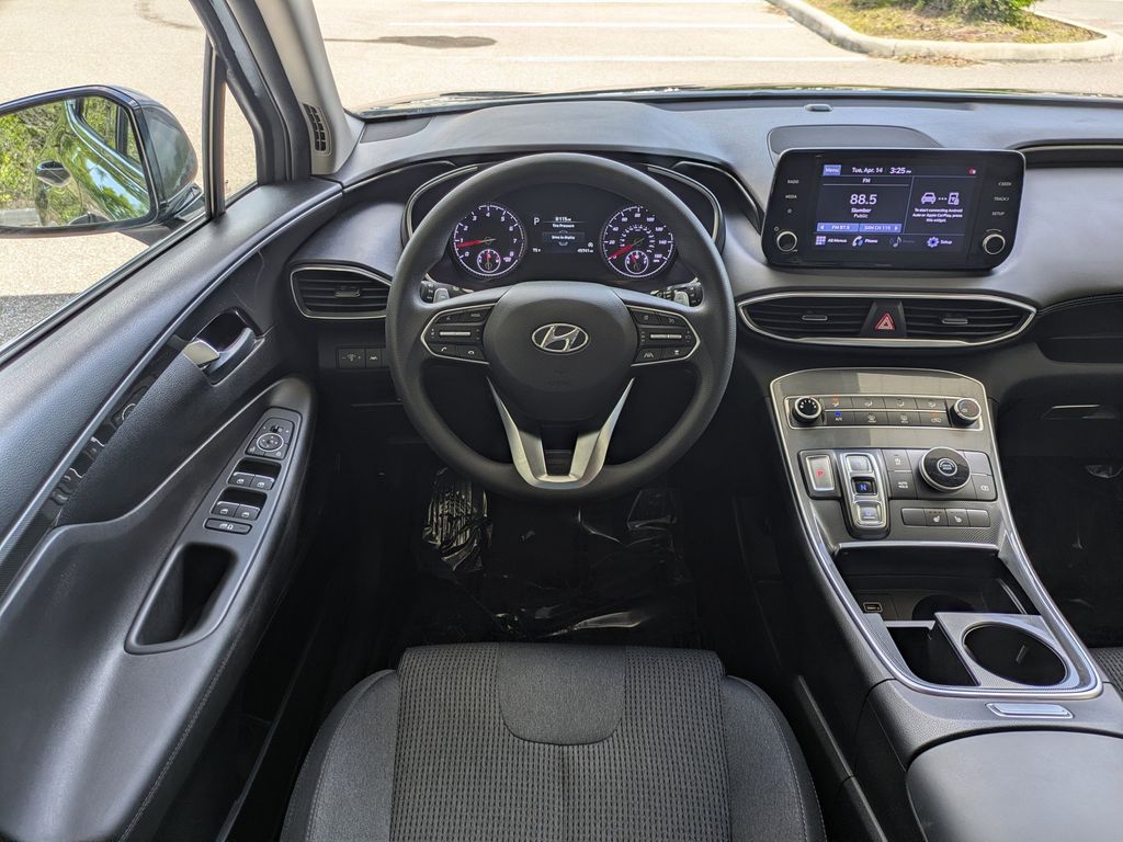 Thumbnail: 2022 Hyundai Santa Fe - 9