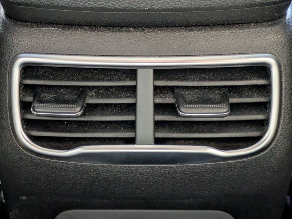 Thumbnail: 2022 Hyundai Santa Fe - 22