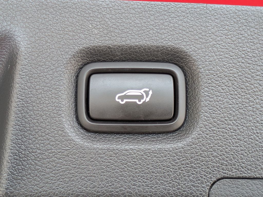 Thumbnail: 2023 Hyundai Santa Fe - 18