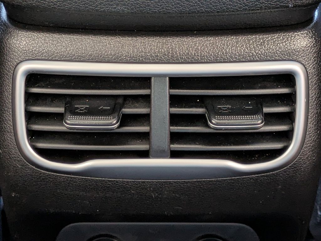 Thumbnail: 2023 Hyundai Santa Fe - 22